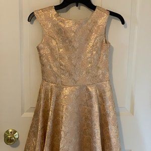 Un Duex Trios Girls Rose Gold Dress size 10